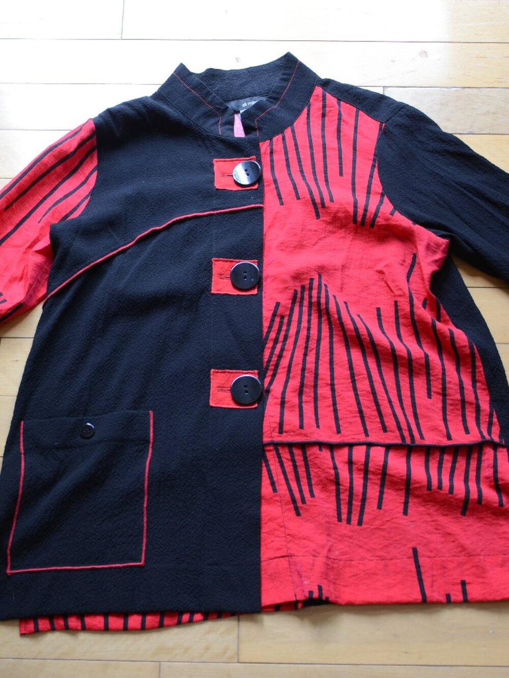 Ali Miles black and red colorblock jacket Blouse Size L
